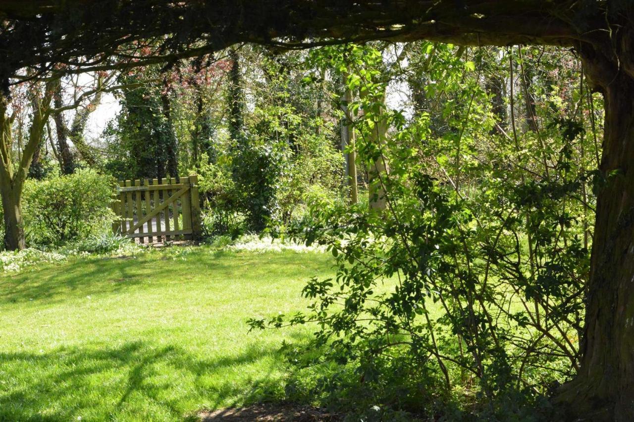 Вилла Yew Tree Farm Barn, Worlingworth Экстерьер фото